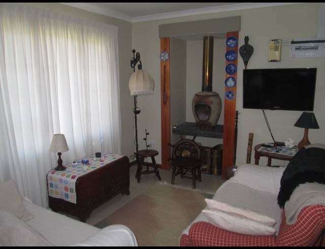 2 BEDROOM FREESTANDING FOR SALE IN GREENDALE